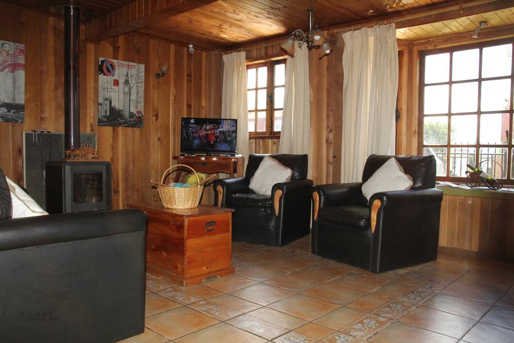 Hostel El Alcazar Villarrica Kültér fotó