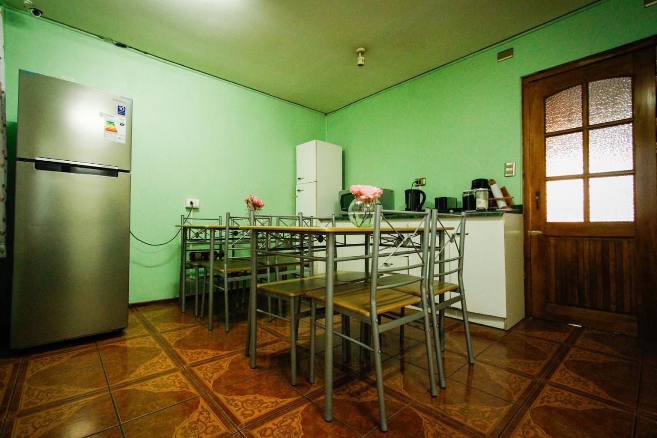 Hostel El Alcazar Villarrica Kültér fotó